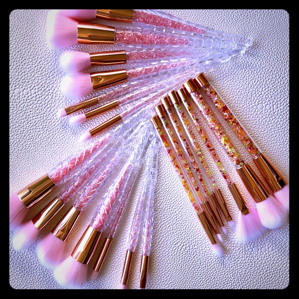 3 sets of 7 pc makeup brushes